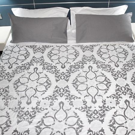 Cosenza Luxury Apartment Luaran gambar
