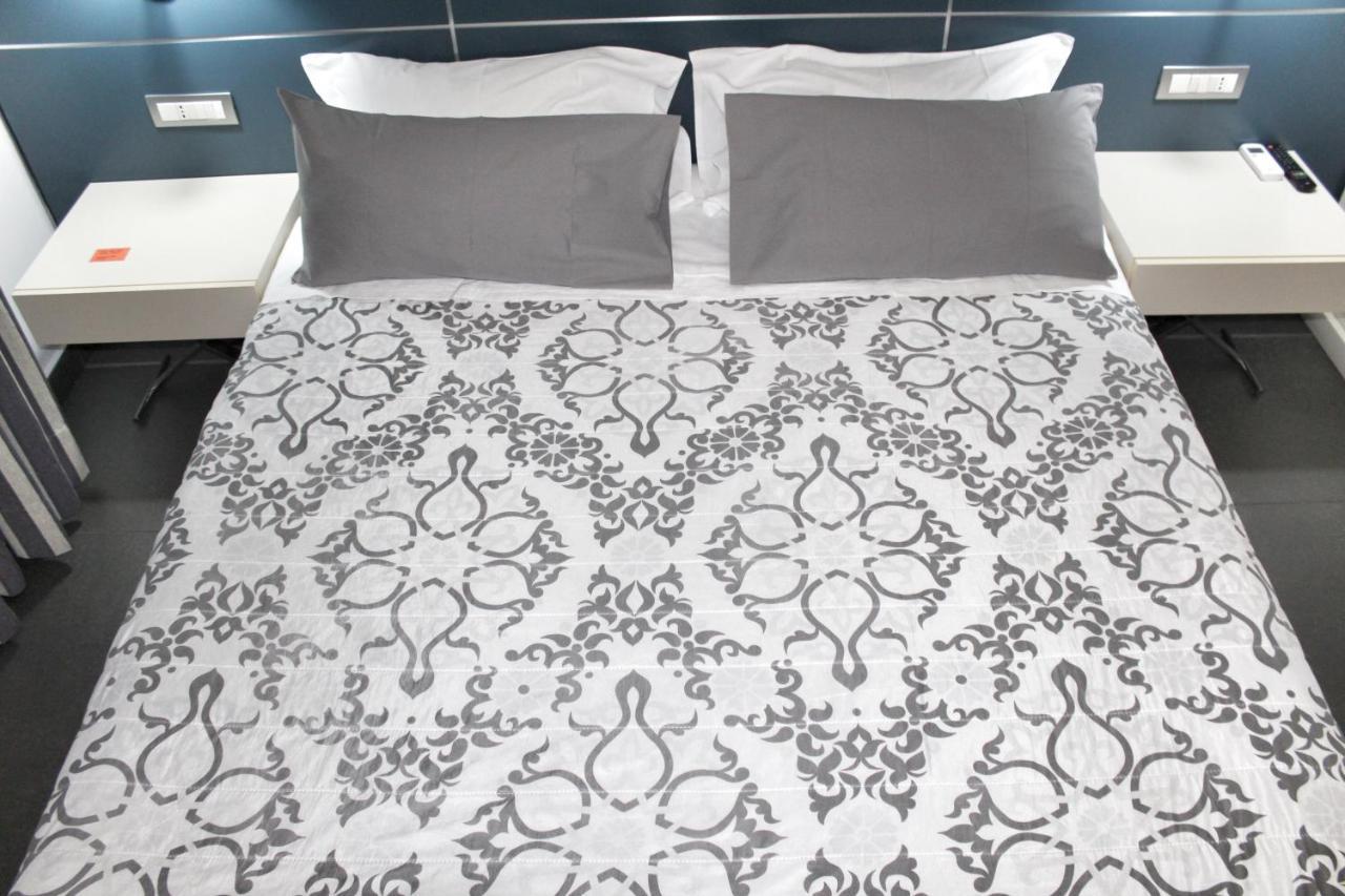 Cosenza Luxury Apartment Luaran gambar