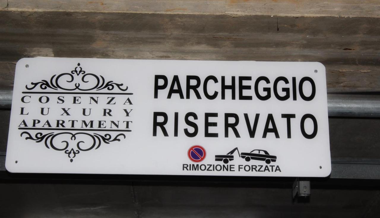 Cosenza Luxury Apartment Luaran gambar